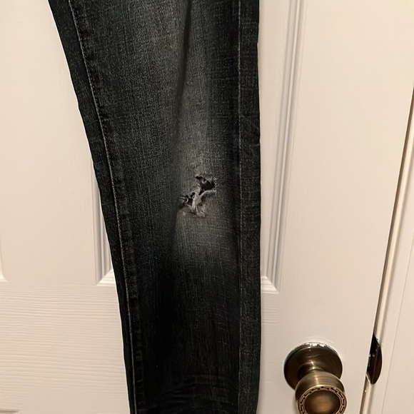 Ecko Unlimited Jeans (30x32) Straight leg distressed - Picture 5 of 5